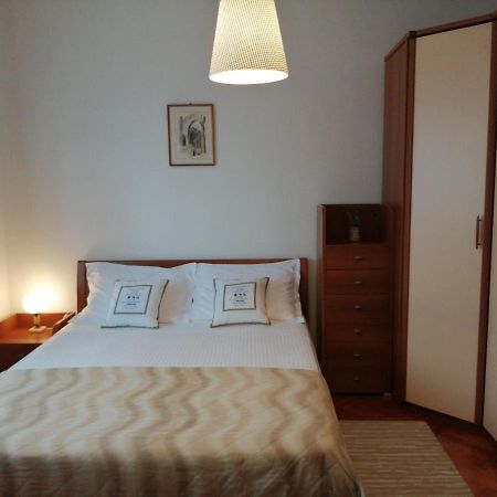 Apartments Jelka Postira Zewnętrze zdjęcie