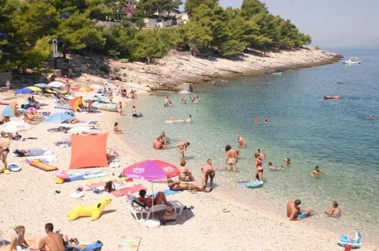 Apartments Jelka Postira Zewnętrze zdjęcie